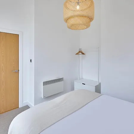 Apartment Host & - Easby Hall 1