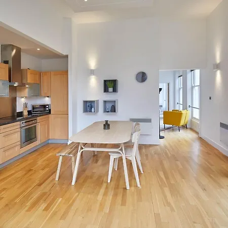 Apartment Host & - Easby Hall 1 *